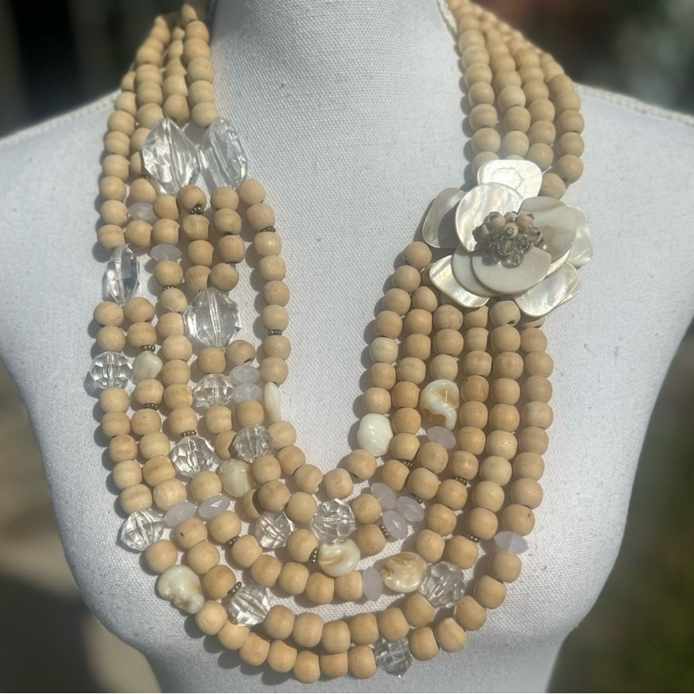 Anthropologie Vintage Tan and White Statement Necklace with Floral Design - EUC - Picture 1 of 10